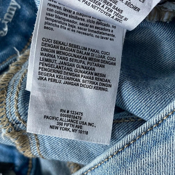 Bebe Heartbreaker Women's Skinny Jeans Light Wash Blue Heart Rhinestone Size 30 - Picture 10 of 11